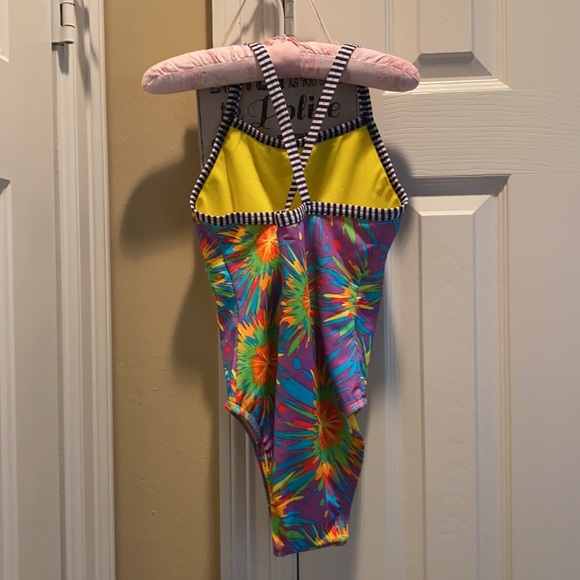 Super cute dolphine ugliest suit - Picture 2 of 4